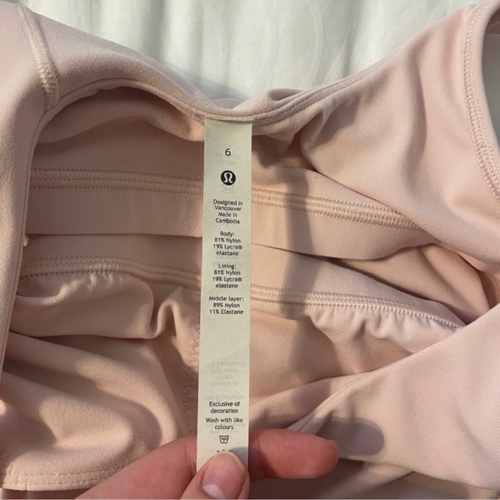 Lululemon - Picture 8 of 8